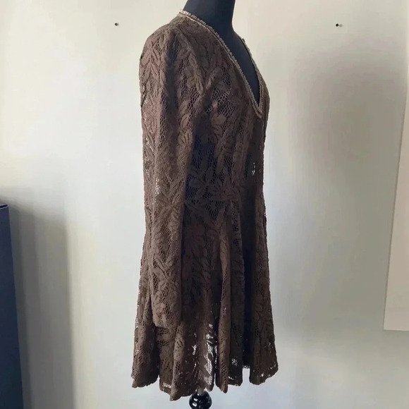 Mais il est ou le  Soleil | Lace Long Sleeve Fit & Flare Sweater - Picture 4 of 11